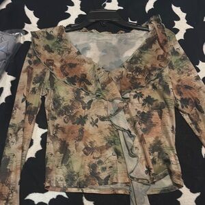 Floral Ruffle Long Sleeve Top